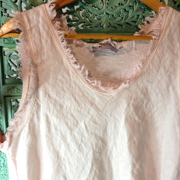 Tina Stephens | 100% Linen Fringe Tank Top | Pink | Size Small - Picture 9 of 10